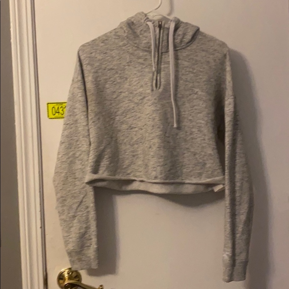 long sleeved crop hoodie